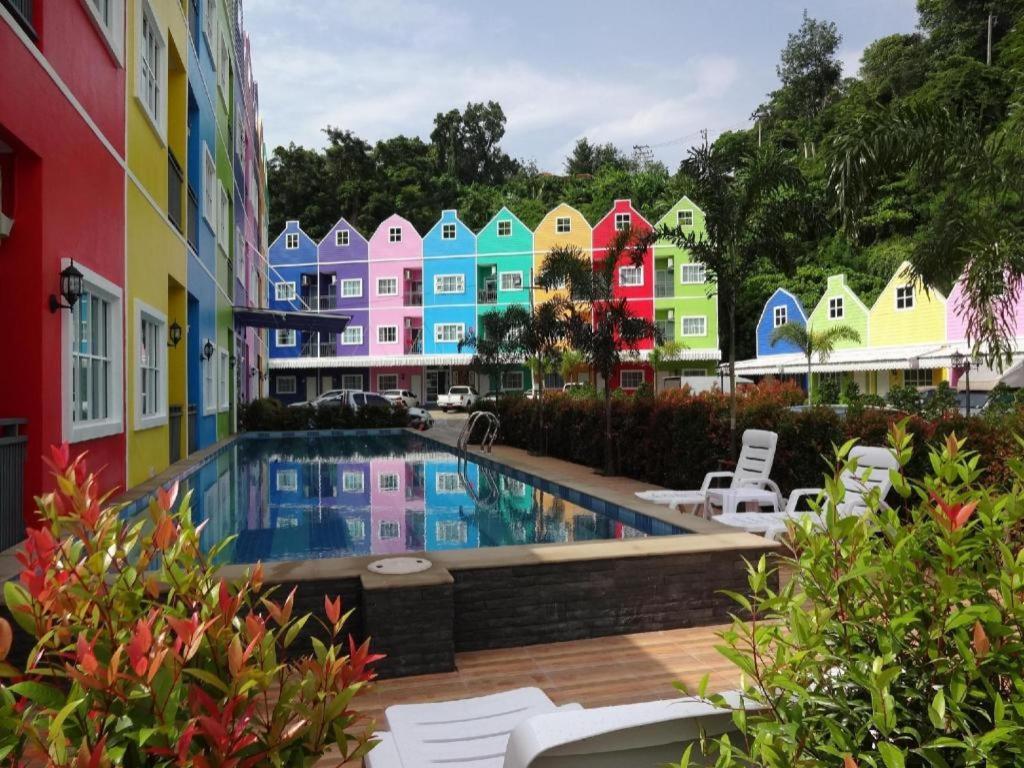 Holland Resort Пхукет Экстерьер фото